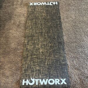HOTWORX Exercise Mat in Black and Brown